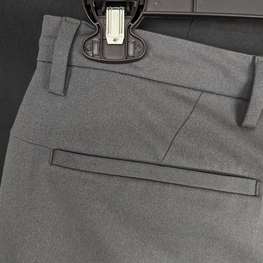 Ministry of Supply 32 Gray Chinos Versatile Classic‎ Design Regular